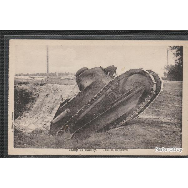 CPA - Camp de Mailly - Tank en Manoeuvre