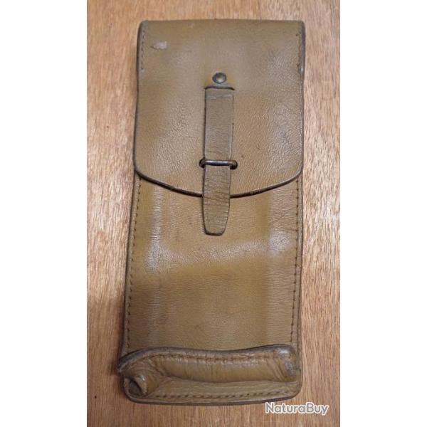 Ancien porte-chargeur militaire fran�ais cuir pour PM MAT 49 - Indochine Alg�rie