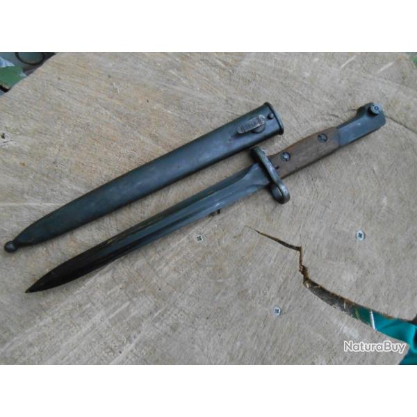 baionnette  BELGE   double tranchant pour l'export