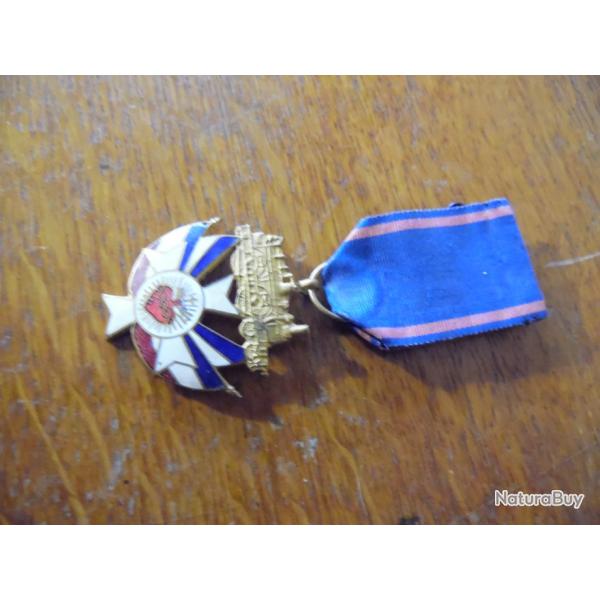 SUPERBE MEDAILLE COMMEMORATIVE DE L AMICALE DES CHEMINOTS CATHOLIQUE