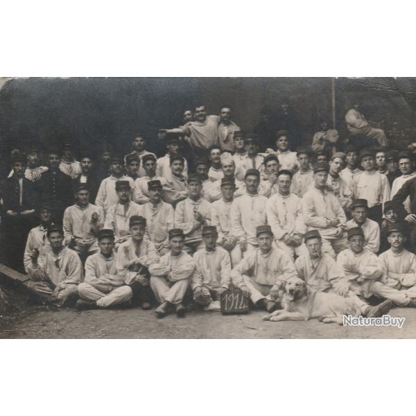CPA -Carte Photo d'un groupe de soldats-N�026