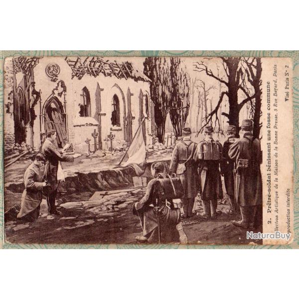 CPA - Pr�tre Soldat B�nissant une Fosse Commune N� 7417