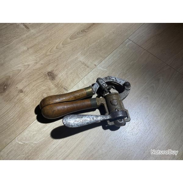 Sertisseur ancien calibre 16