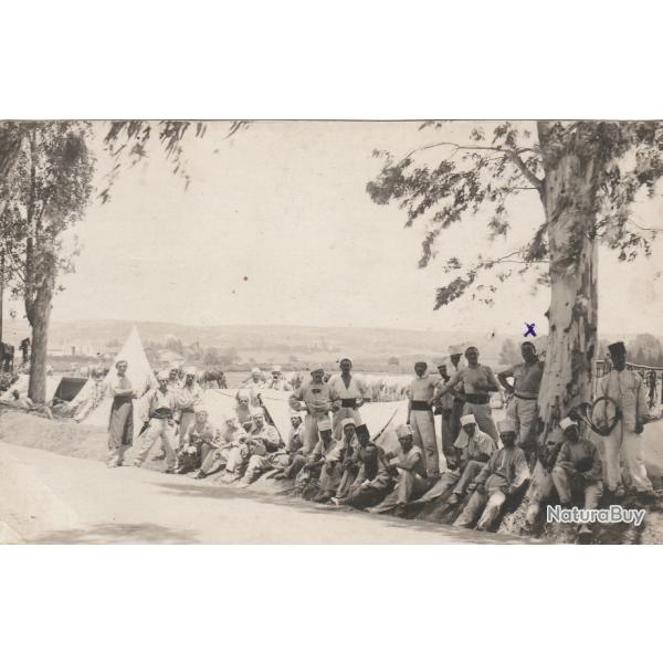 CPA - Carte Photo d'un groupe de soldats N�574