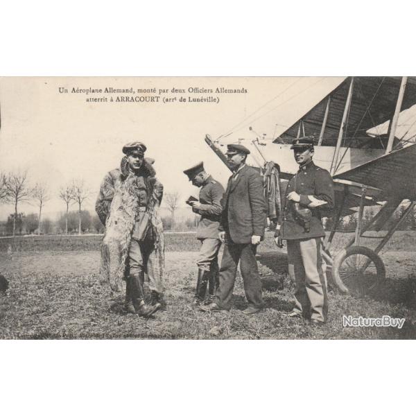 CPA - aviation arracourt atterissage avion biplan le pilote allemand officier N� 564