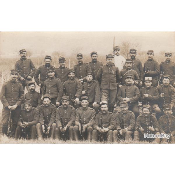 CPA - Carte Photo d'un groupe de soldats  N� 579