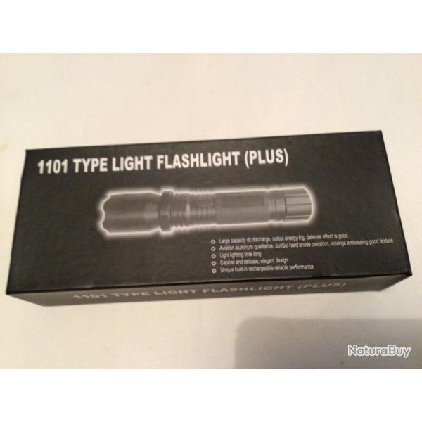 LAMPE ET TAZER SHOCKER AUTOD�FENSE