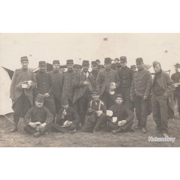 CPA - CARTE PHOTO D'UN GROUPE DE MILITAIRE  N�705