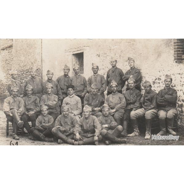 CPA - CARTE PHOTO D'UN GROUPE DE MILITAIRE  N�707