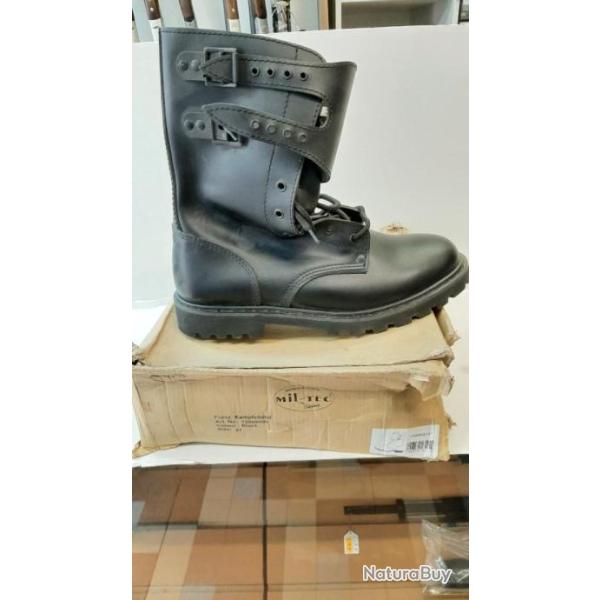 Rangers militaires s�curit� arm�e Fran�aise 38