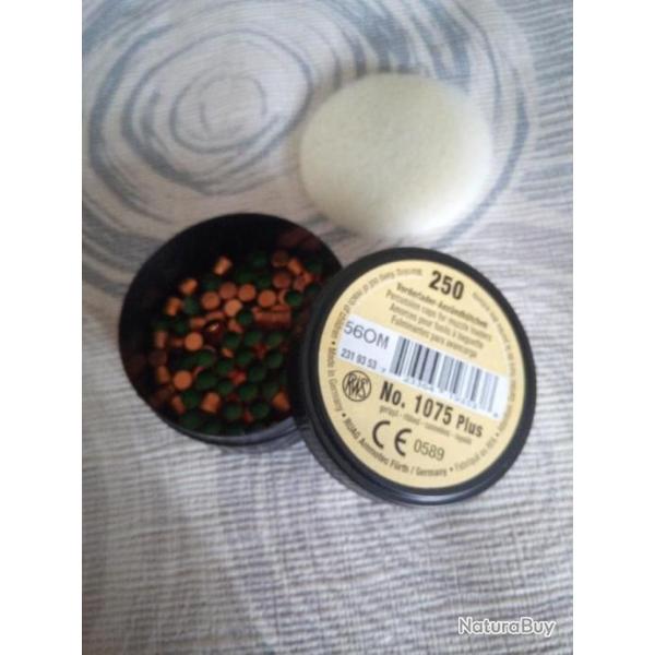 Amorces RWS 1075 plus pour r�volvers et pistolets Poudre noire vendu en sachet de 48 pi�ces.