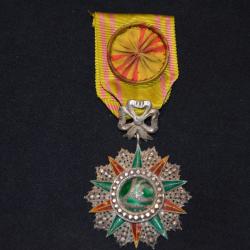 ETOILE D'OFFICIER DE L' ORDRE DU NICHAN IFTIKAR TUNISIE-ORDRE COLONIAL