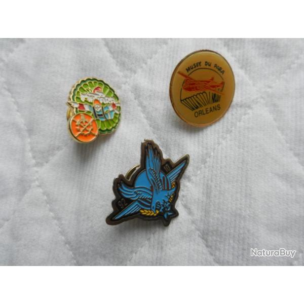 lot de 3 pin's parachutiste fran�ais