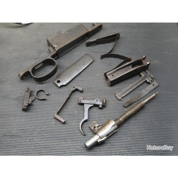 Lot de pices pour fusil Mauser portugais REF 114 lire l annonce