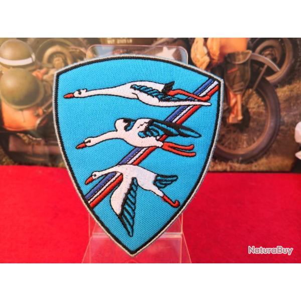 Groupe de Chasse Cigognes - Hauteur : 95 mm Largeur : 75 mm � coudre ou � thermocoller