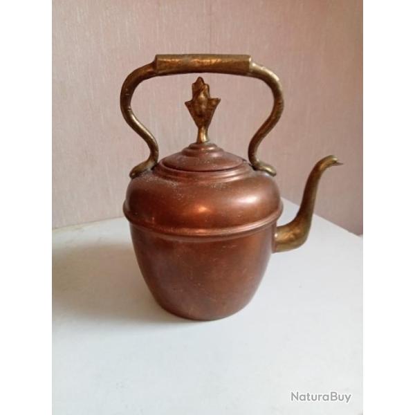 th�i�re en cuivre ancien hauteur 19 cm x 18 cm poign� laiton