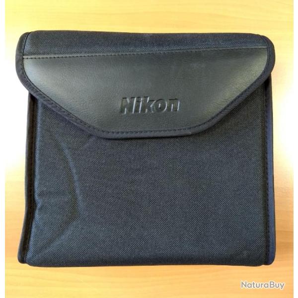 *** D�stockage - �tui NIKON pour jumelles ou accessoires - 21x21x8 ***