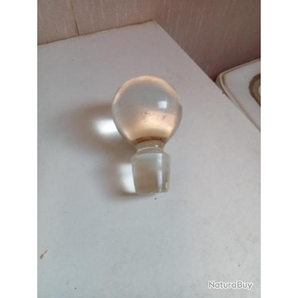 bouchon en verre diam�tre de la boule 6 cm entr�e bouteuille 2,5 cm