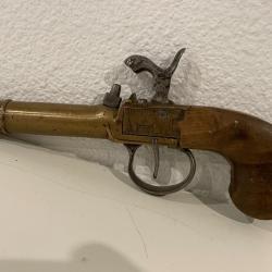 pistolet a coffre a percussion