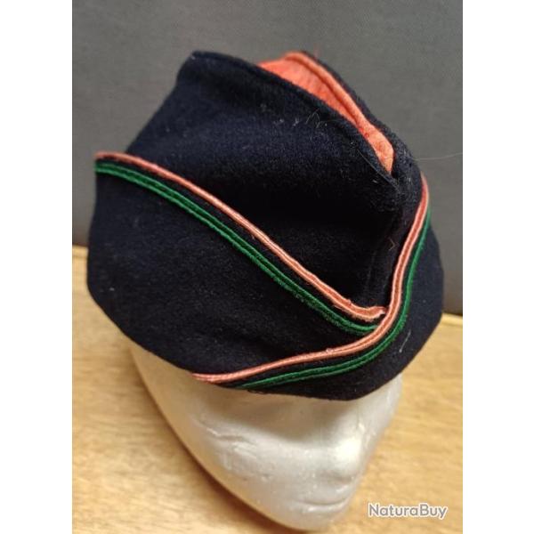 Authentique et ancien bonnet de police militaire de l'Infanterie Mtropolitaine