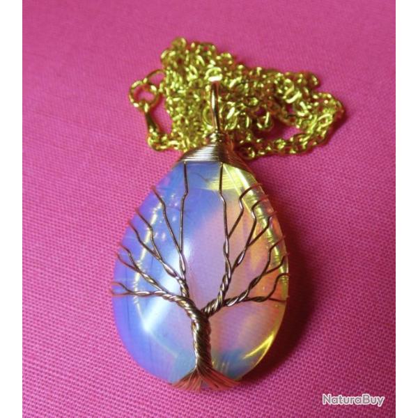 SUPERBE PENDENTIF + CHA�NE EN ACIER DOREE = 55cm AU TOTAL- POUR CADEAU OU COLLECTION D'OBJETS DIVERS