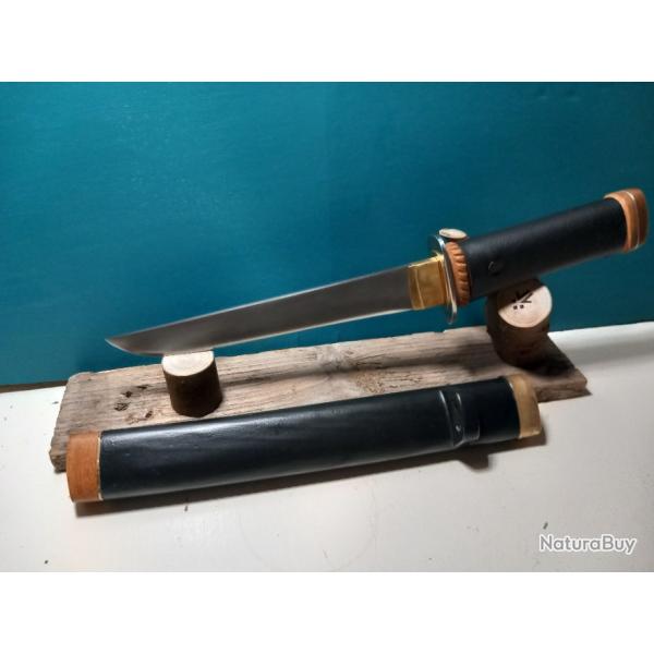 Couteau tanto forg� 80crv2