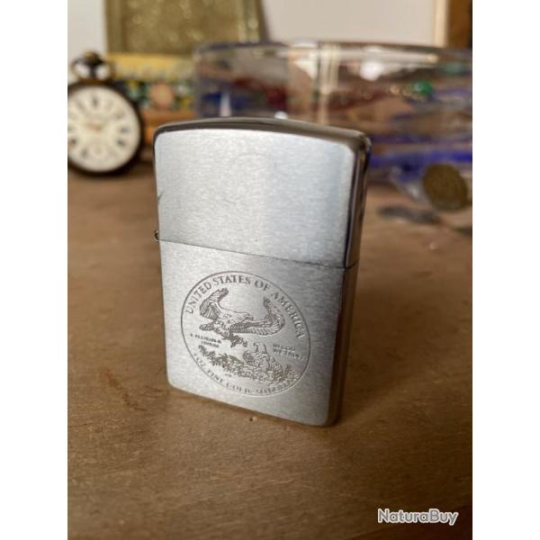 Briquet zippo vintage �tat proche du neuf USA