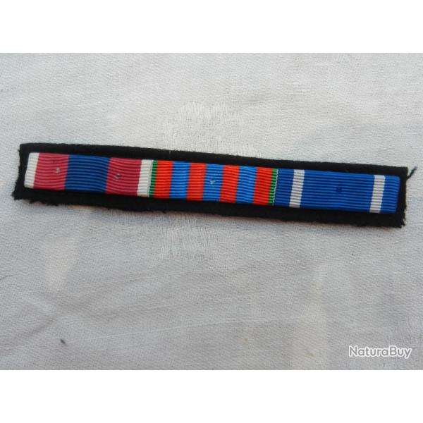 barrette de rappel de 3 d�corations militaires 8