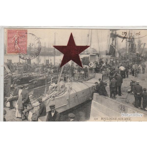 CPA -BOULOGNE/MER - Marine Militaire - Torpilleurs dans le Bassin N�158