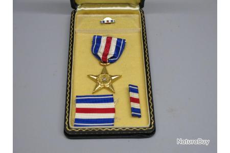 Médaille SILVER Star US originale dans sa boite Ref 666 Box 204