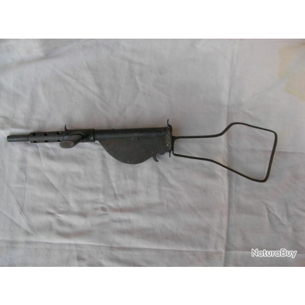 WW2 FRANCE JOUET ARTISANAL POUR ENFANT REPRODUCTION DE MITRAILLETTE " STEN " FONCTIONNEMENT SIMPLE