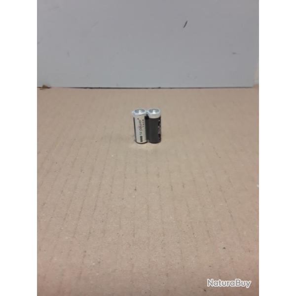 11156 LOT DE 2 PILES DE CHEZ NX-POWER TECH MODELE LR-01 NEUF
