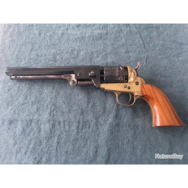 Revolver 1851 Navy laiton (rare) barillet grav� Cal 36 PN r�plique Uberti 1977