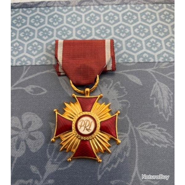 Pologne Croix du m�rite ordre Krzy? Zas?ugi 1923 1939 m�daille