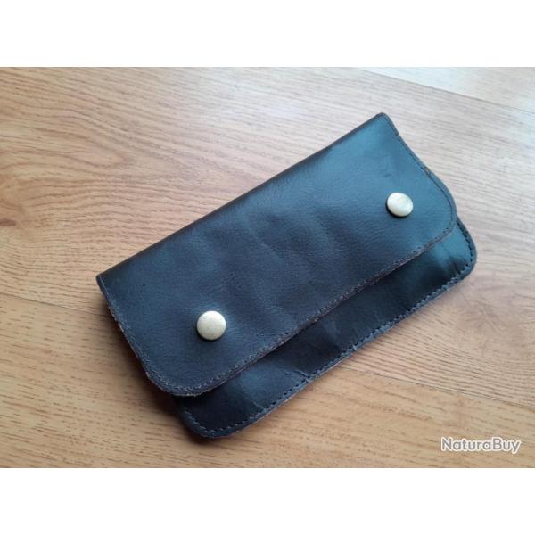 Etui cartouchi�re cuir pour 10  Balles gros calibre