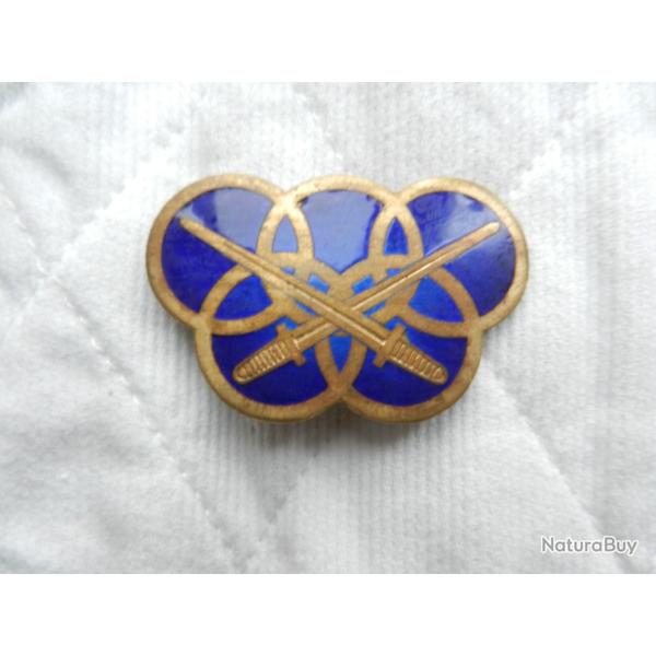 ancien insigne sportif su�dois d'escrime  Berlin 1936