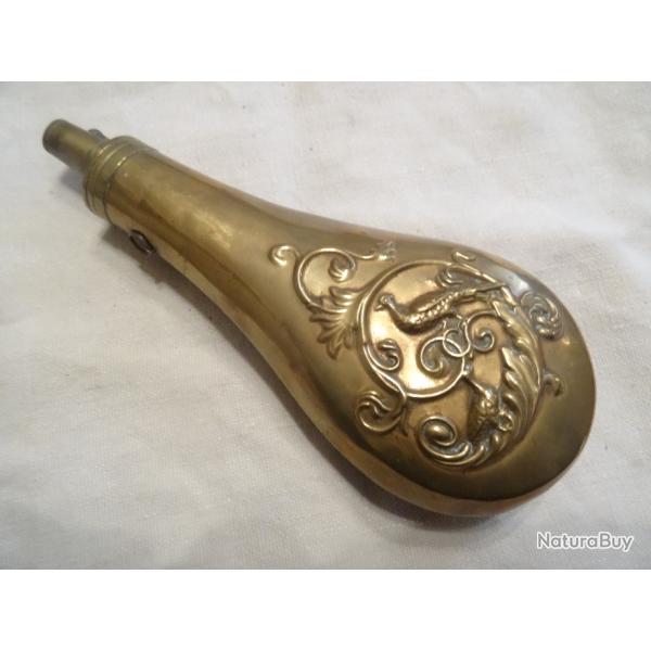 374- lot tr�s belle poire a poudre forme montgolfi�re , tr�s grande = au faisan (  voir photos )