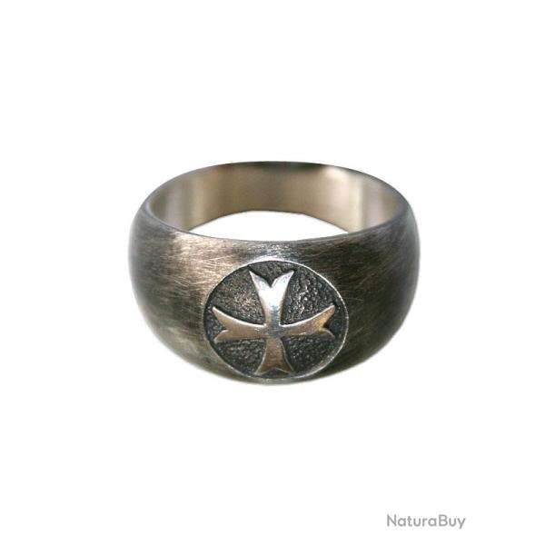 Bague Croix templi�re patt�e en argent taille 74