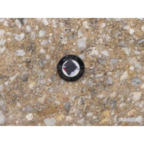 Rare insigne du DVG (parti) pour les fran�ais de l'Est