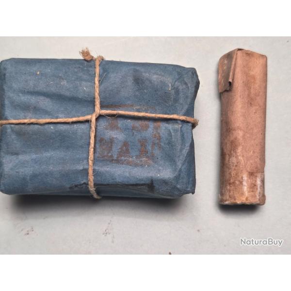 Une cartouche papier Francaise  Model 1859 Carabine de chasseur cal 17,5 RS 65/ 54,87 gr