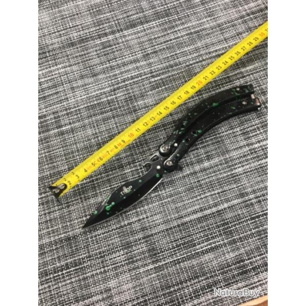 Couteau papillon ��Third�� mod�le ��yatagan��