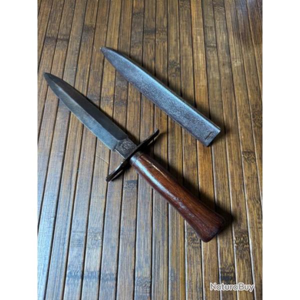 POIGNARD DE COMBAT DE TRANCH�E FRAN�AIS LE VENGEUR PAR ASTIER PRODON