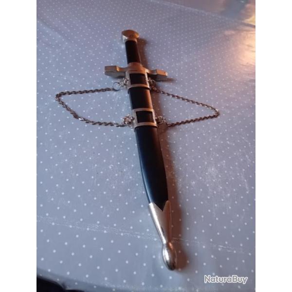 Reproduction de dague du moyen-�ge