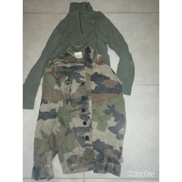 Chemisette et veste militaire