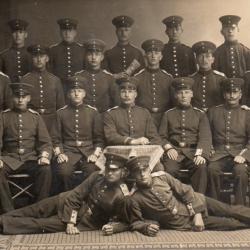 CPA -Photo - Un Groupe Soldats Allemand - N&deg;4494