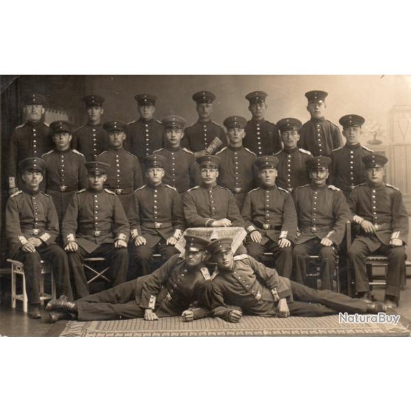CPA -Photo - Un Groupe Soldats Allemand - N�4494