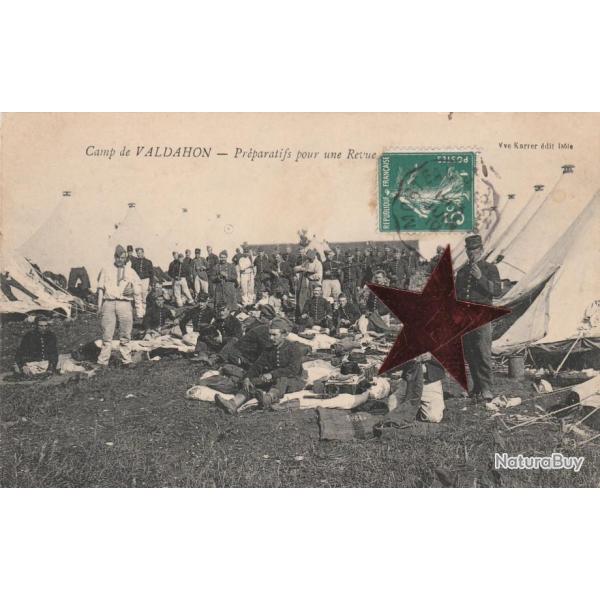 CPA  -Camp du VALDAHON - Pr�paratifs pour une revue  N�693