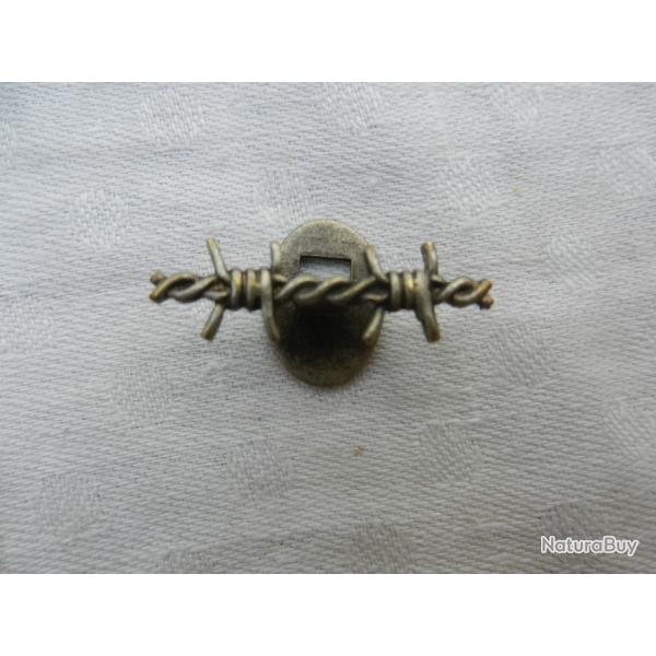 insigne de boutonni�re militaire souvenir des anciens prisonniers de guerre