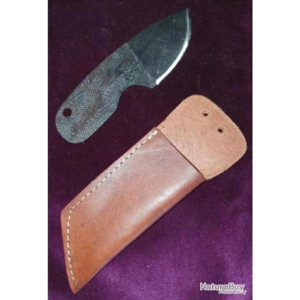 Couteau de ceinture, style "m�di�val", forg� � la main