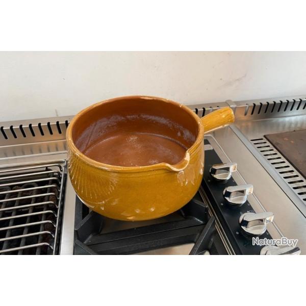 Po�lon casserole po�le faitout cocotte en terre cuite Savoie